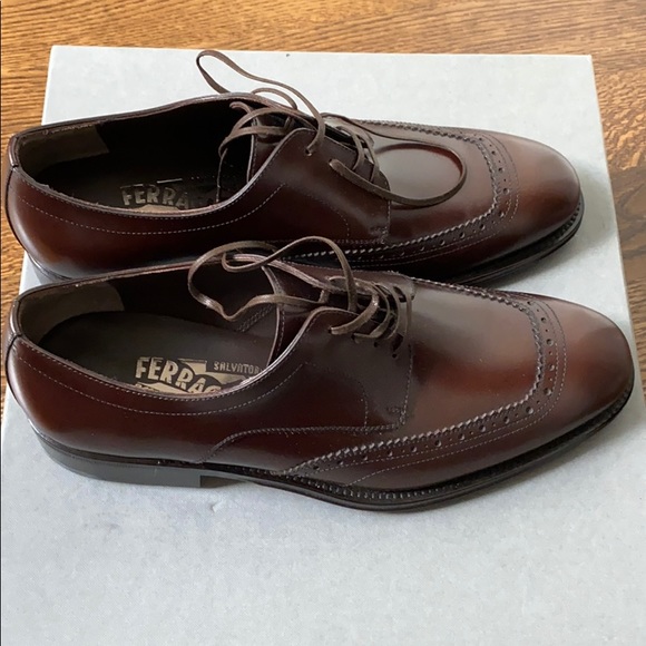 Men’s Salvatore Ferragamo shoes - Picture 2 of 5